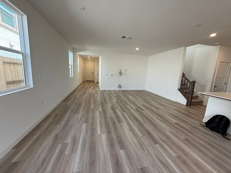 4533 Field View Dr — Photo 17