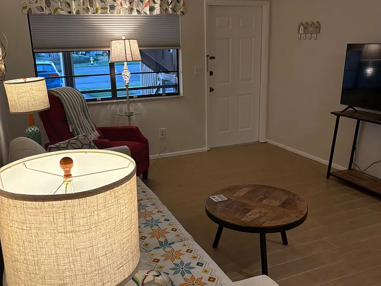9380 Lennex Ln #709 — Photo 4