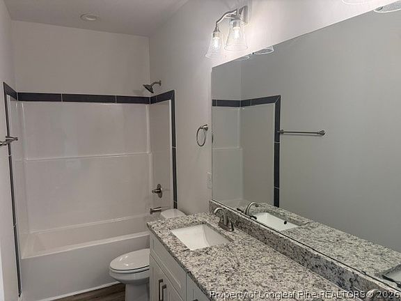5th image of 199 Waters Edge Dr