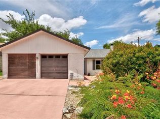 302 Skyloop Dr, Austin, TX 78745