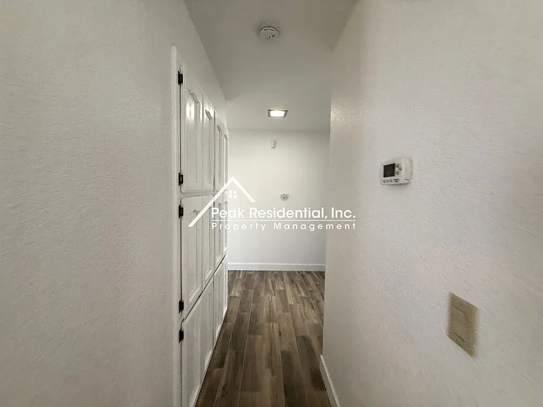 9378 Rolling Glen Ct — Photo 12