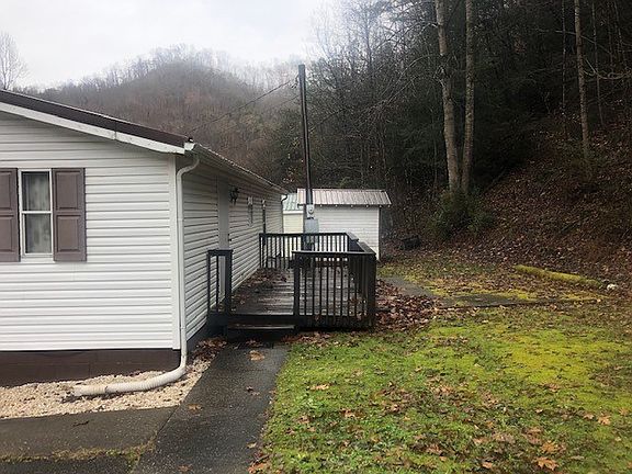 4th image of 369 Village Ln