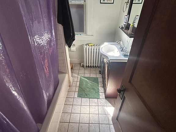 3rd image of 948 S Braddock Ave #2
