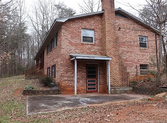 2nd image of 1766 Easthaven Dr