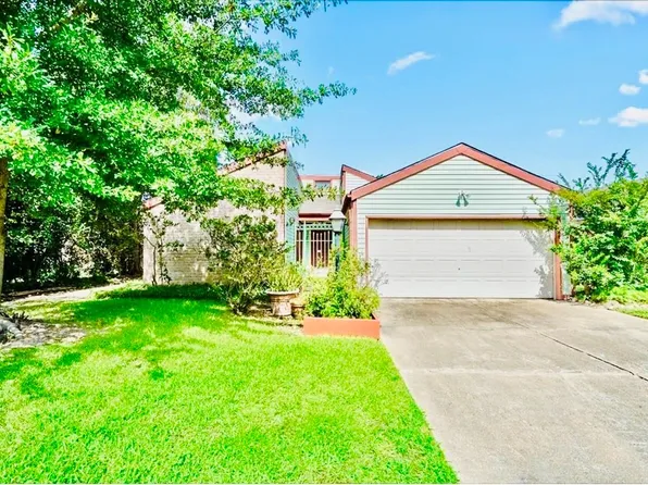 11635 Ridge Run Dr, Houston, TX 77064