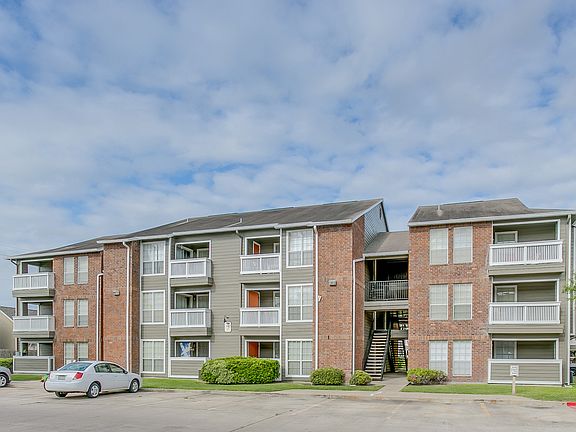 2nd image of 8033 S Padre Island Dr APT 2104