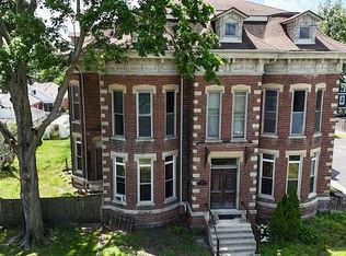 120 S Park Ave, Rensselaer, IN 47978