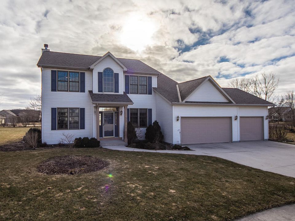 1st image of 725 Windsong Cir
