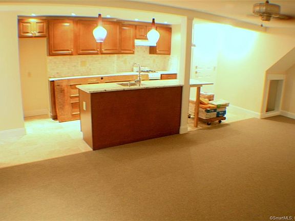 2nd image of 67 Warren St Unit B