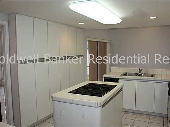 4th image of 6708 Poinciana Ct