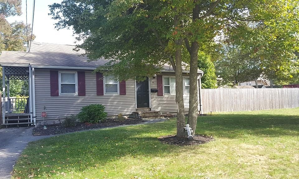 1st image of 88 Massasoit Ave
