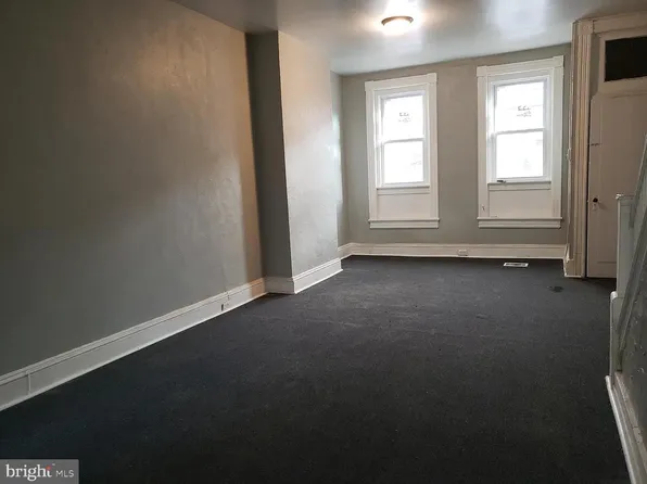 618 Stuyvesant Ave, Trenton, NJ 08618
