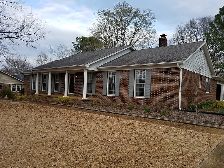 253 Chickering Rd — Photo 5