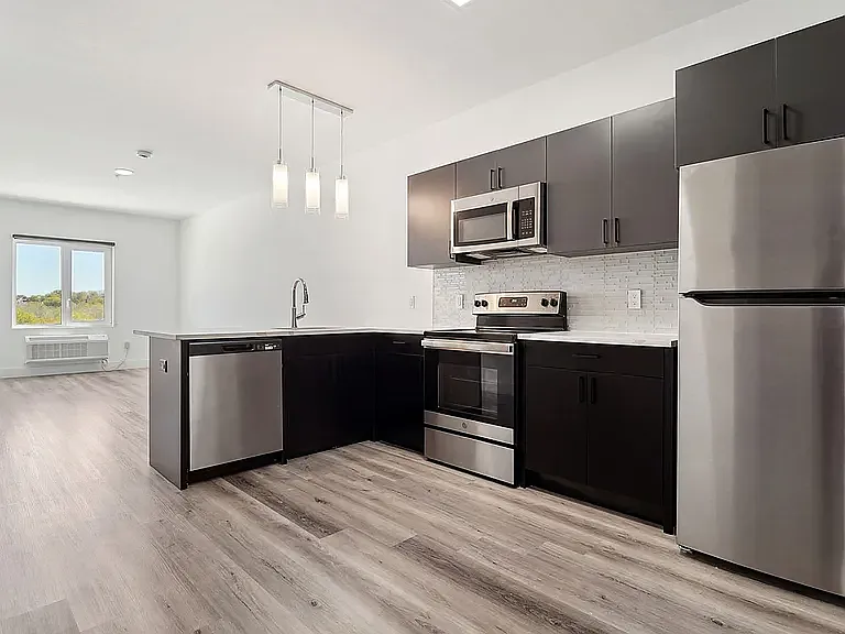 99 Washington Ave #201 — Photo 3