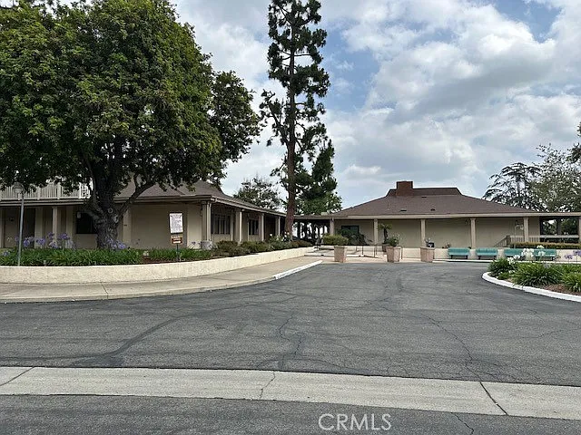 15902 Alta Vista Dr — Photo 2