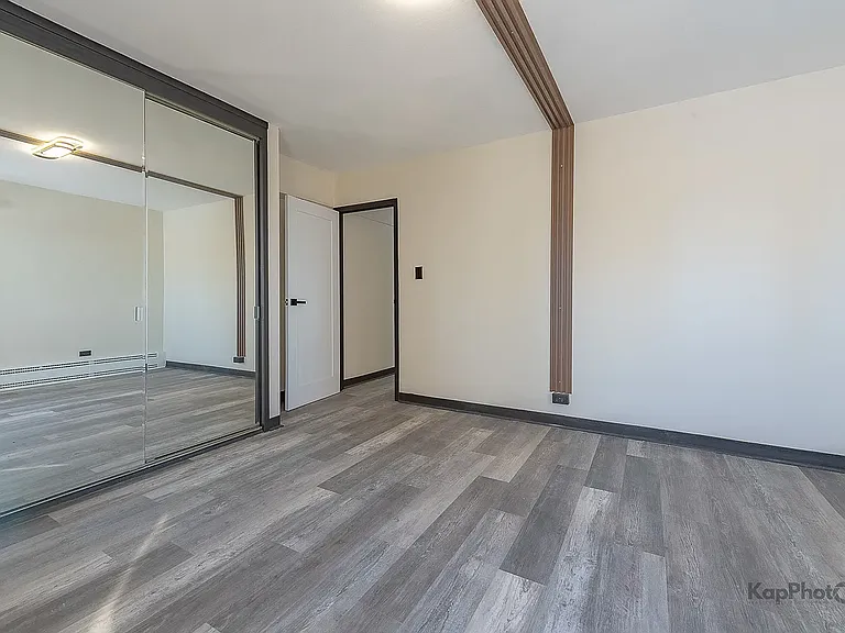 7337 S South Shore Dr #902 — Photo 18