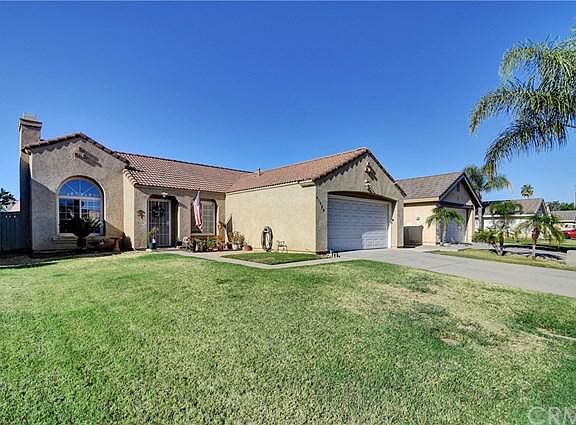 3rd image of 25589 Calabria Dr