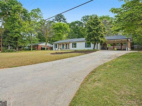 4th image of 4003 Lafayette Dr
