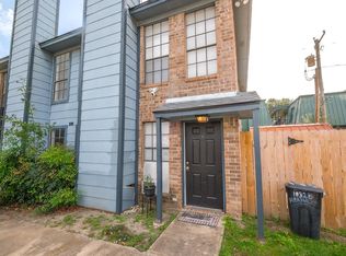 1032 McKinley St APT B, Benbrook, TX 76126