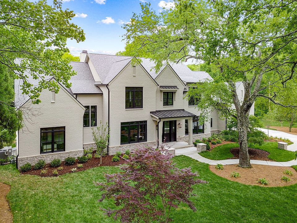 1st image of 1018 Stonewall Dr