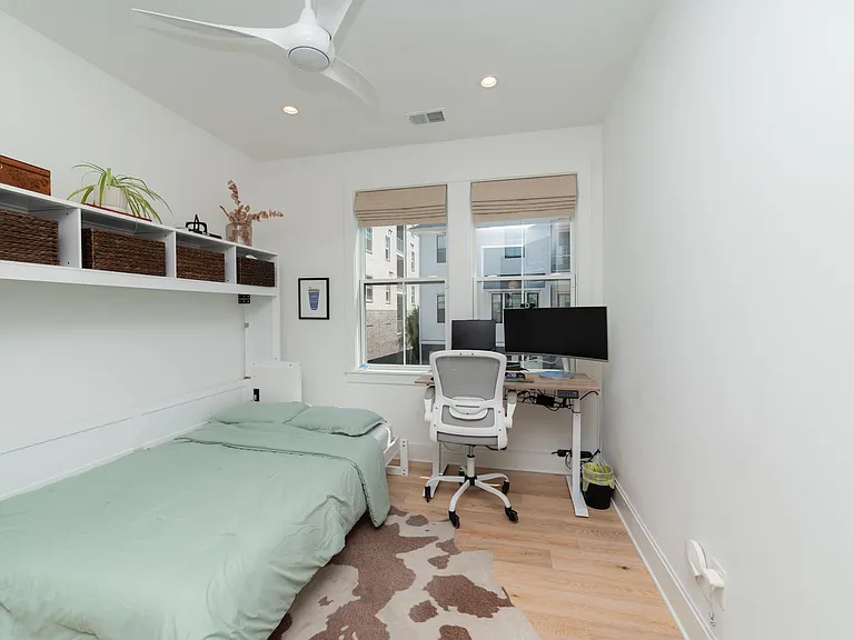 104 Cooper St — Photo 12