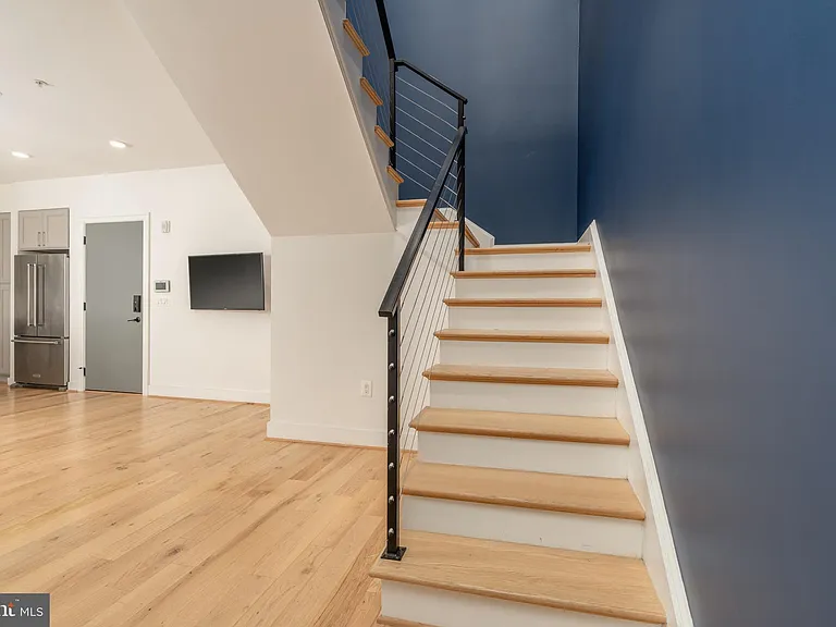 811 Upshur St NW #Penthouse 10 — Photo 13