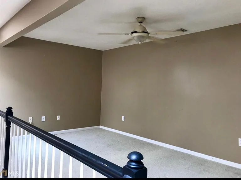 611 Mc Gill Park Ave NE — Photo 11