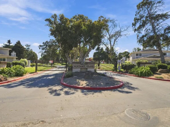 1893 Cherokee Dr Unit 2, Salinas, CA 93906