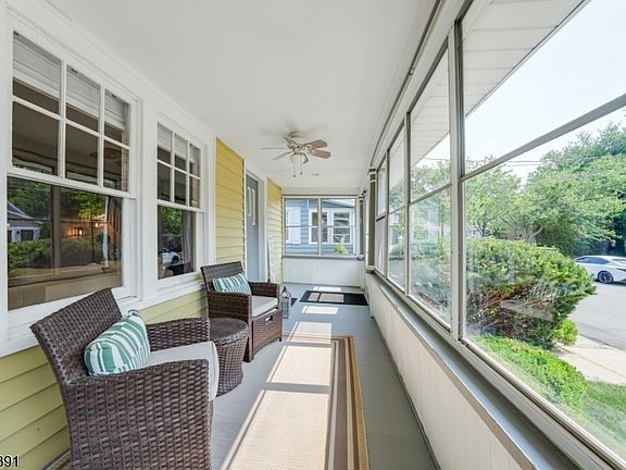 4th image of 4 Prospect Pl