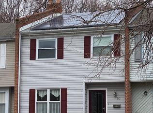 10 Andover Ct, New Castle, DE 19720