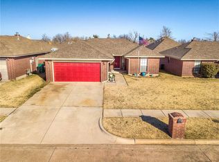 8619 NE 34th St, Spencer, OK 73084