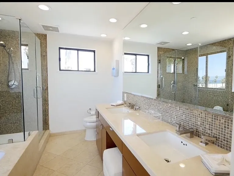 110 Ocean Park Blvd #502 — Photo 13