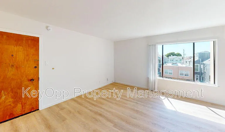 465 10th Ave #6 — Photo 6