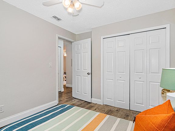 3rd image of 7806 Colonial Club Ct APT 3C