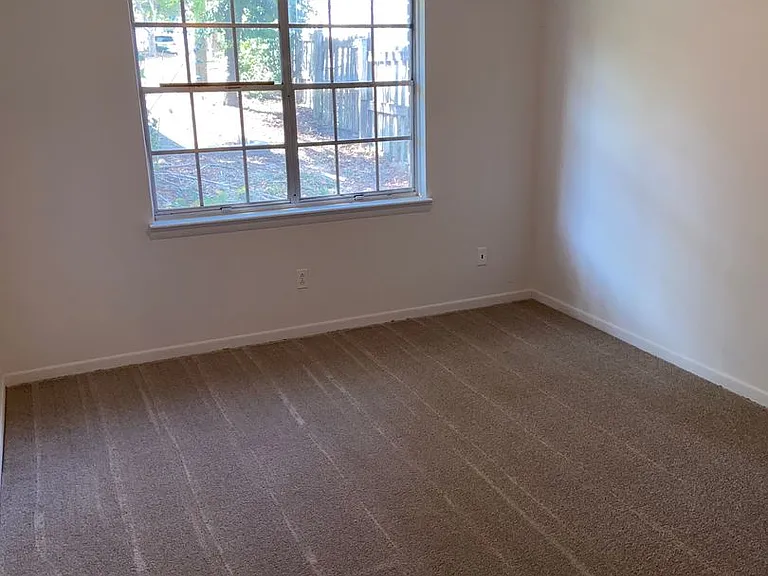 Cosby Apartments — Photo 5