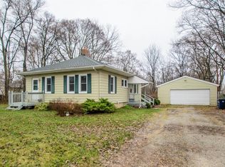 3303 Stone School Rd, Ann Arbor, MI 48108
