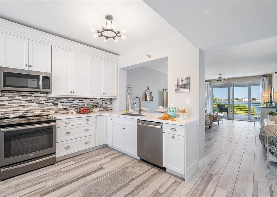 Sunrise At Harbourside Condominiums 7979 Sailboat Key Blvd S Saint