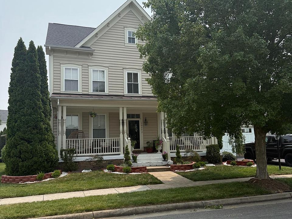 1st image of 10892 Clara Barton Dr