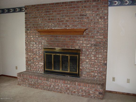 2nd image of 1538 153rd Street NE