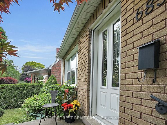 4th image of 685 Strathmeyer St