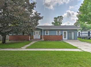 610 Orchard St, Dowagiac, MI 49047