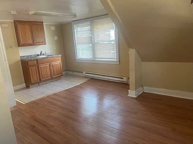 1st image of 50 Underwood St Floor 3