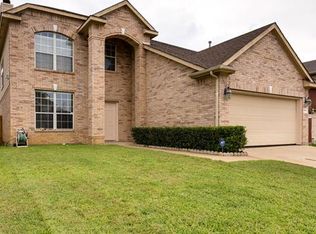 7511 Marsland Ln, Arlington, TX 76001