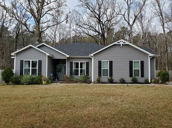 135 Stones Throw Ct