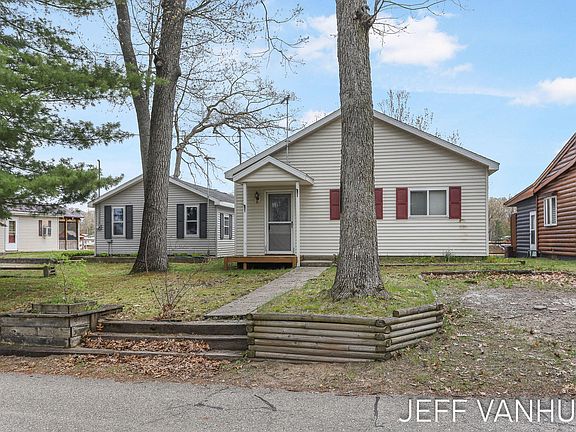 2nd image of 10138 S Lakeside Ridge Rd
