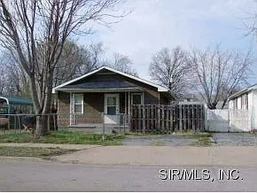 1717 Wayne Lanter Ave photo 1