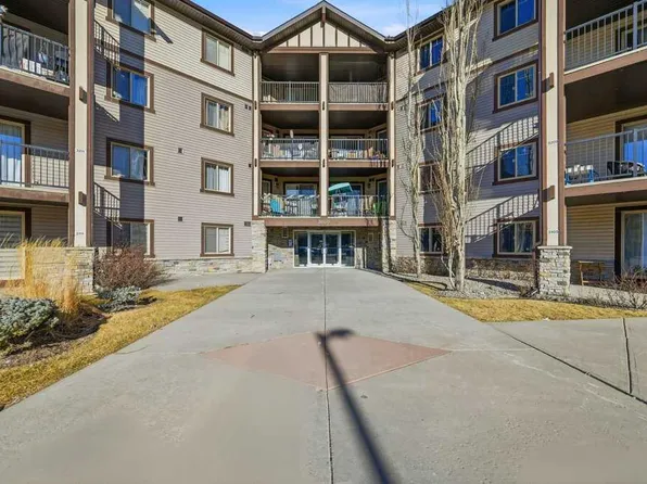 60 E Panatella St NW #3305, Calgary, AB T3K 0M1