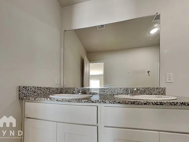 222 S Picacho Heights Rd — Photo 6