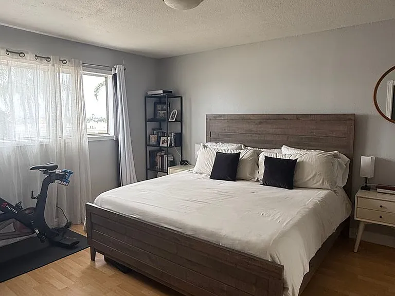 25930 Narbonne Ave #110 — Photo 11