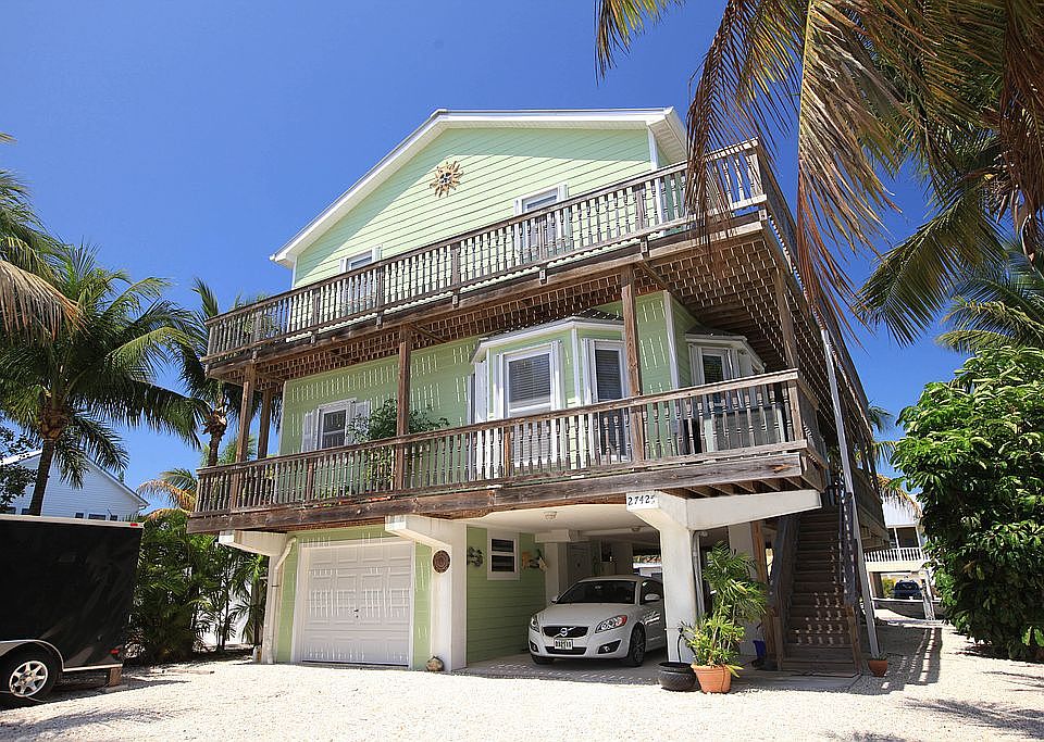 1st image of 27425 Guadaloupe Ln